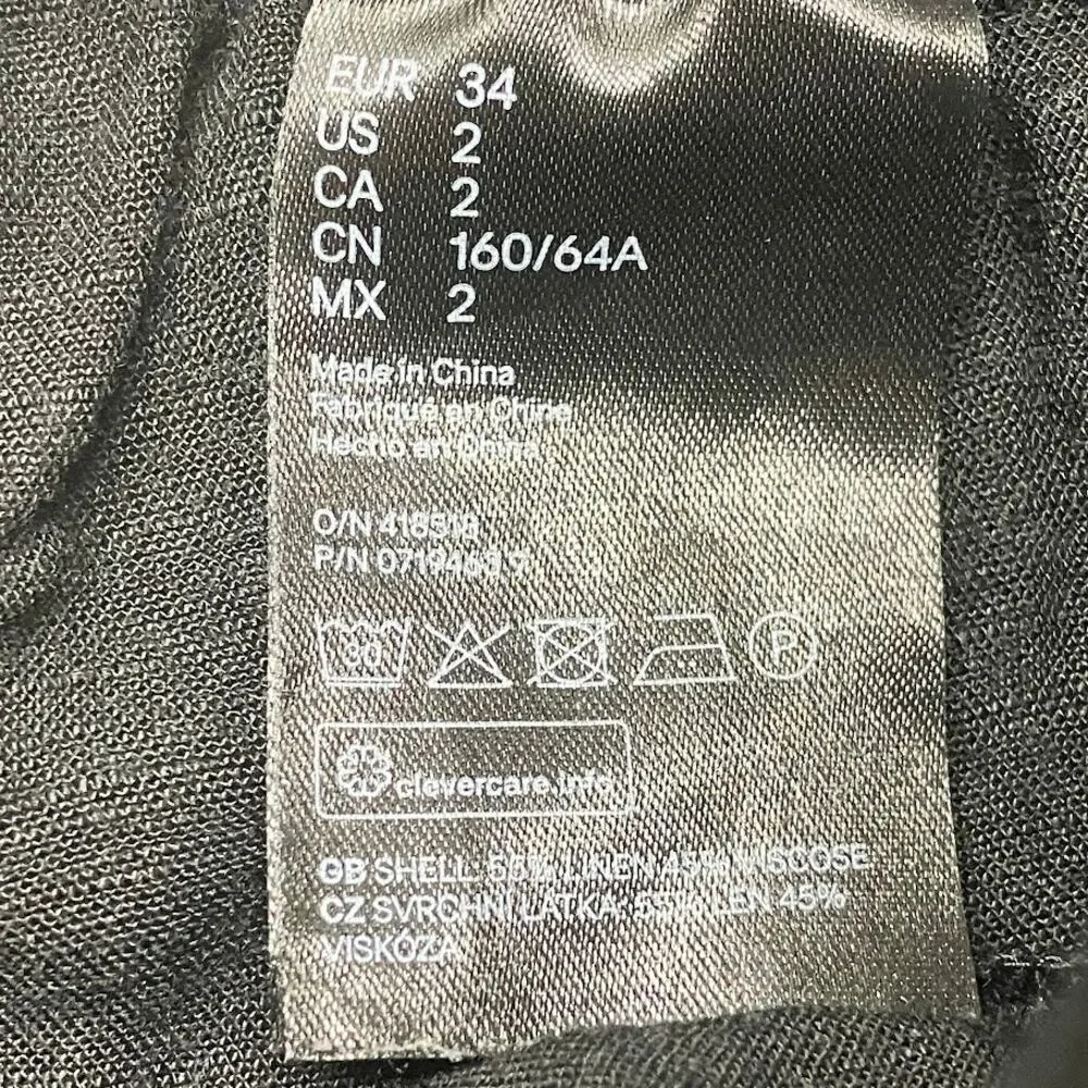 H&M Black Linen High Rise Paperbag Ankle Pants Size 2